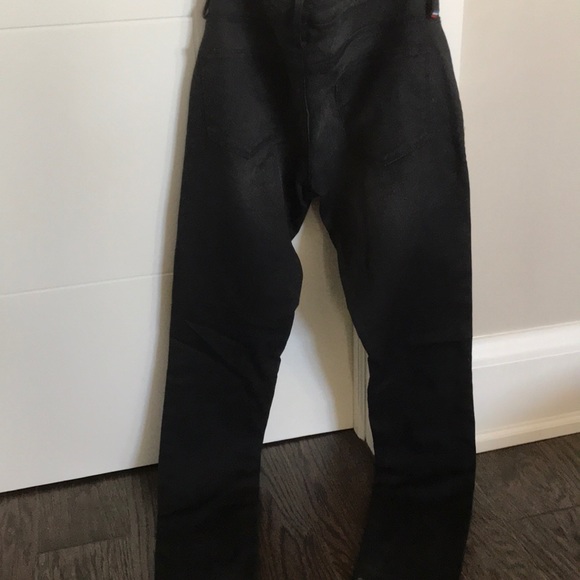 Women’s Skinny Jeans - Picture 6 of 7